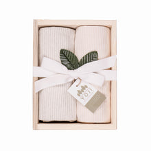 Load image into Gallery viewer, Baby Day to Night Gift Box Beige
