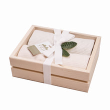 Load image into Gallery viewer, Baby Day to Night Gift Box Beige
